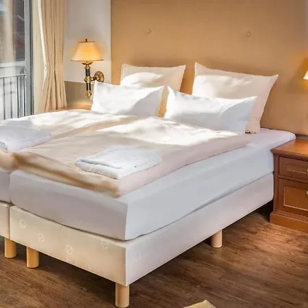 Apartament Business-apartment 4 Mit Kueche & Kostenfreiem Parkplatz *